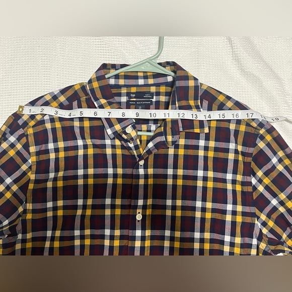 GAP Men's Plaid Shirt Size Large Slim Fit-Red, Yellow, White- Preloved - Picture 6 of 12